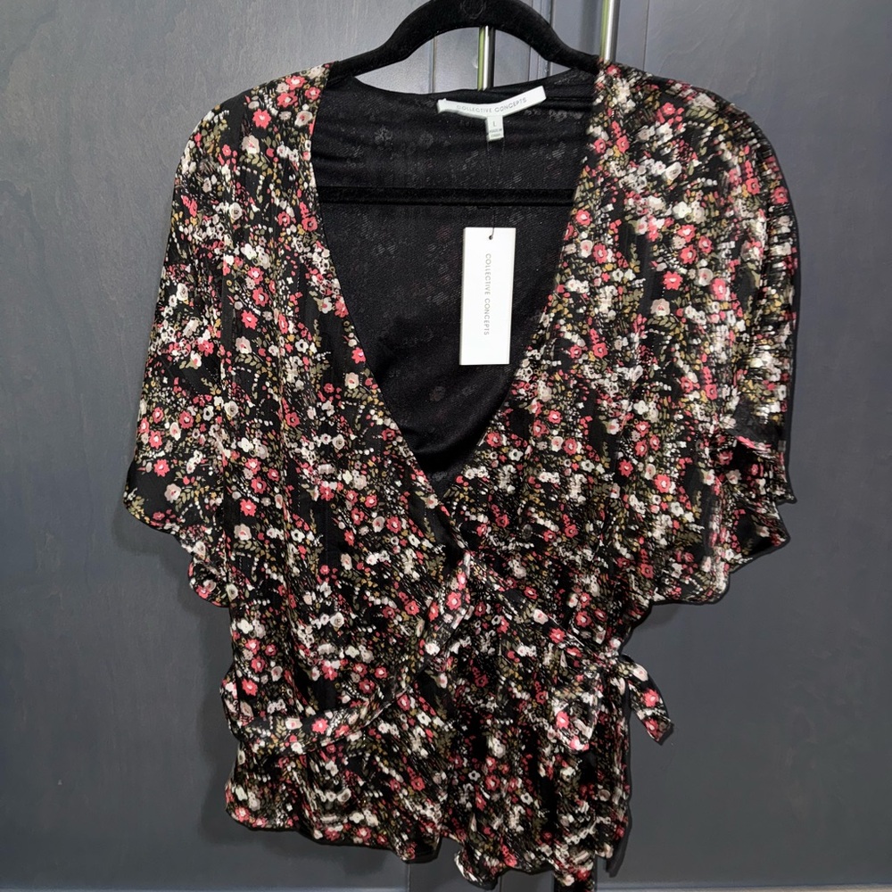 Vici Floral Women's Wrap Top